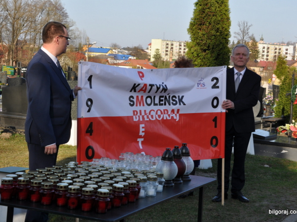Biłgoraj pamięta o ofiarach zbrodni katyńskiej i ofiarach katastrofy Smoleńskiej (FOTO)