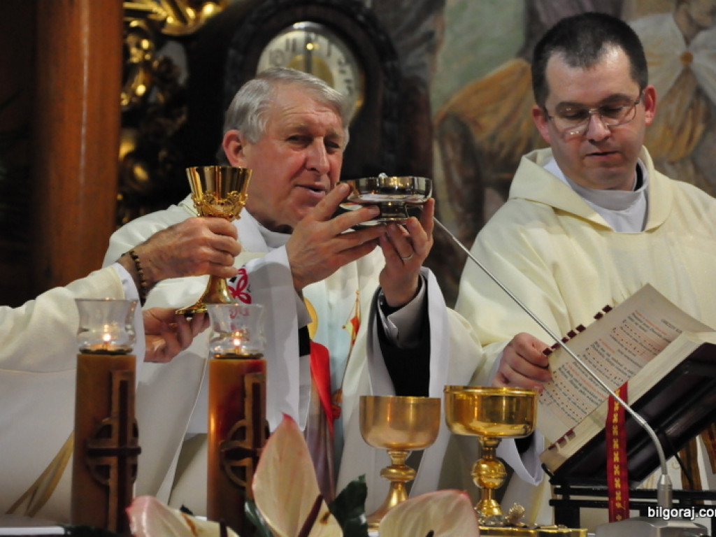 Biłgoraj pamięta o ofiarach zbrodni katyńskiej i ofiarach katastrofy Smoleńskiej (FOTO)