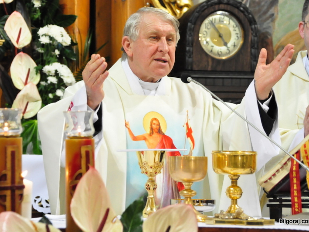 Biłgoraj pamięta o ofiarach zbrodni katyńskiej i ofiarach katastrofy Smoleńskiej (FOTO)