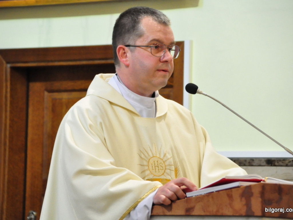 Biłgoraj pamięta o ofiarach zbrodni katyńskiej i ofiarach katastrofy Smoleńskiej (FOTO)