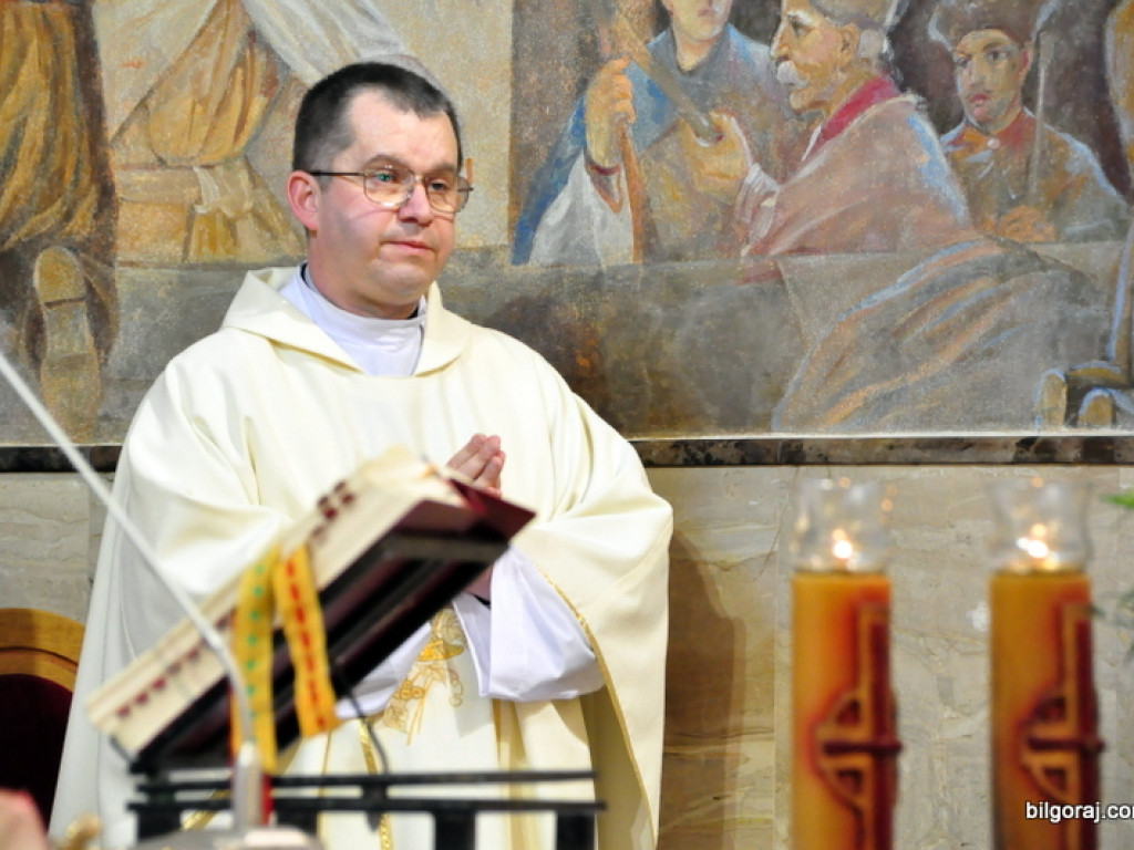Biłgoraj pamięta o ofiarach zbrodni katyńskiej i ofiarach katastrofy Smoleńskiej (FOTO)