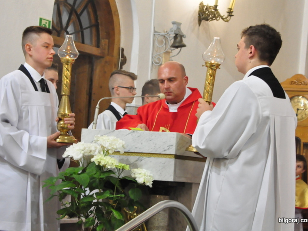 Bierzmowanie gimnazjalistów (FOTO)