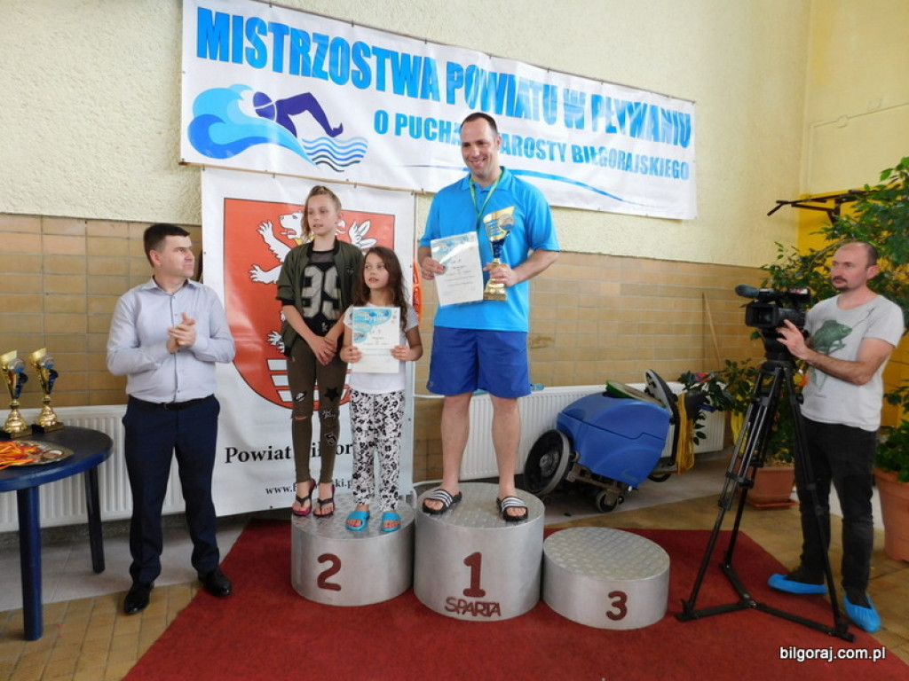 Pływali o Puchar Starosty (FOTO, WYNIKI)