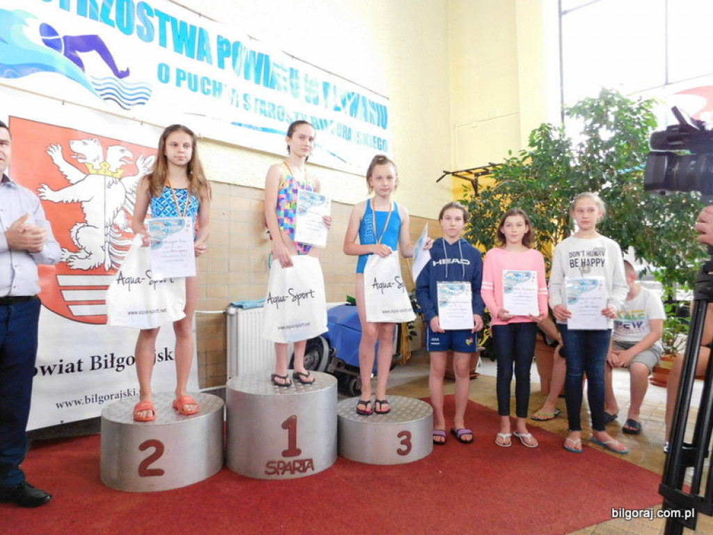 Pływali o Puchar Starosty (FOTO, WYNIKI)