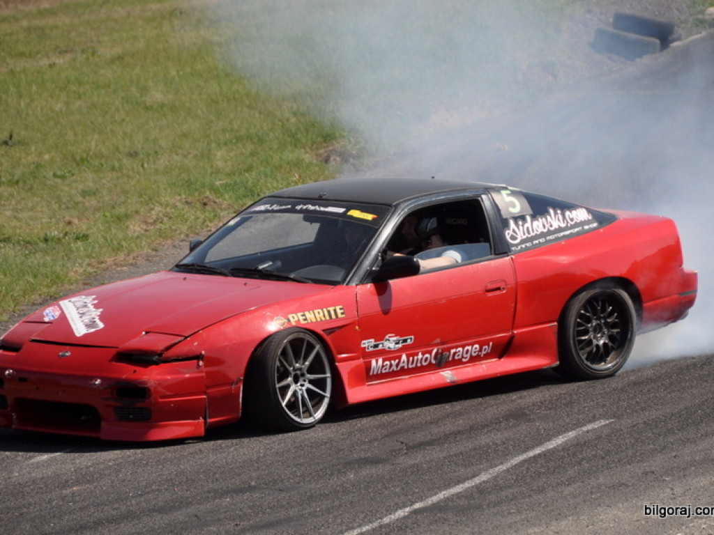 Sezon 2018 w driftingu rozpoczęto w Biłgoraju (FOTO)