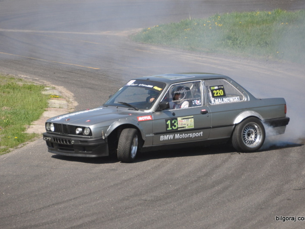 Sezon 2018 w driftingu rozpoczęto w Biłgoraju (FOTO)