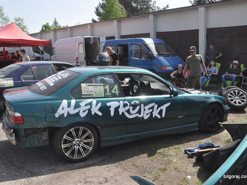 Driftingowe szaleństwo na biłgorajskim Autodromie (FOTO)