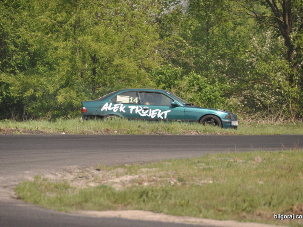 Driftingowe szaleństwo na biłgorajskim Autodromie (FOTO)