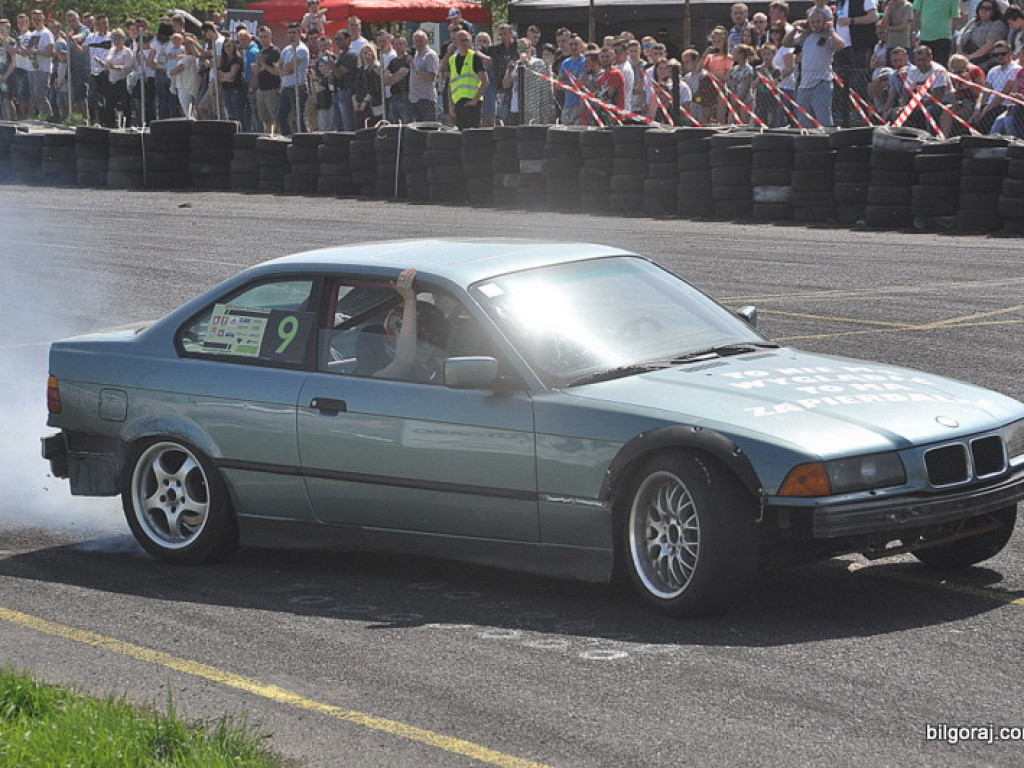 Driftingowe szaleństwo na biłgorajskim Autodromie (FOTO)