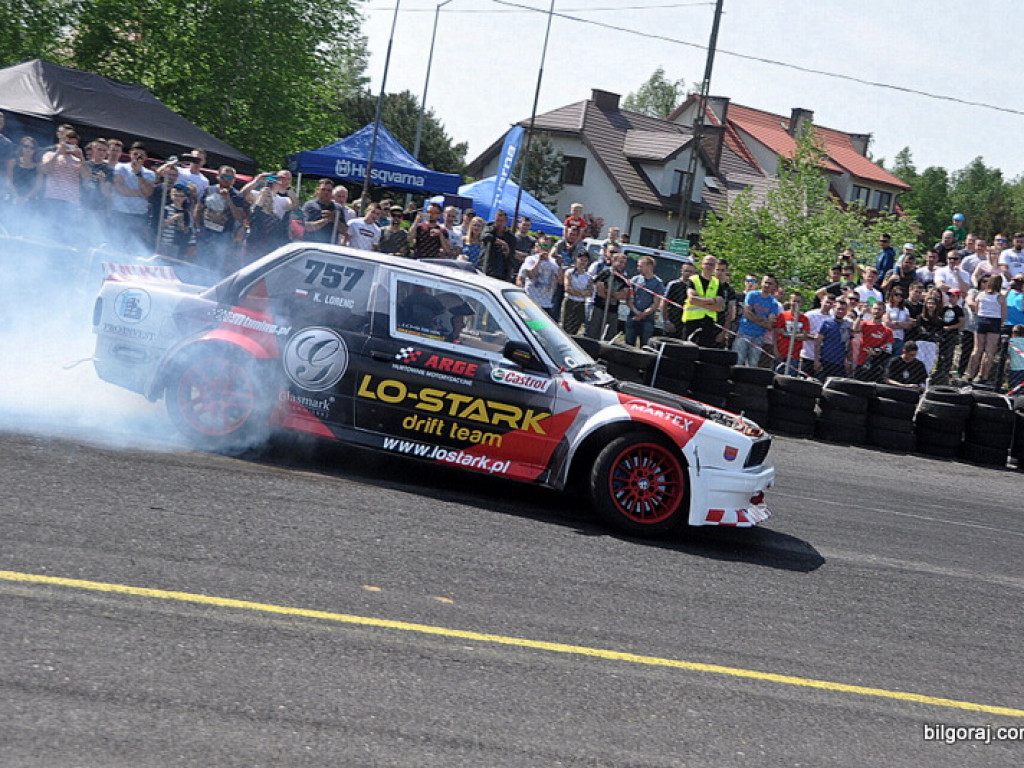 Driftingowe szaleństwo na biłgorajskim Autodromie (FOTO)