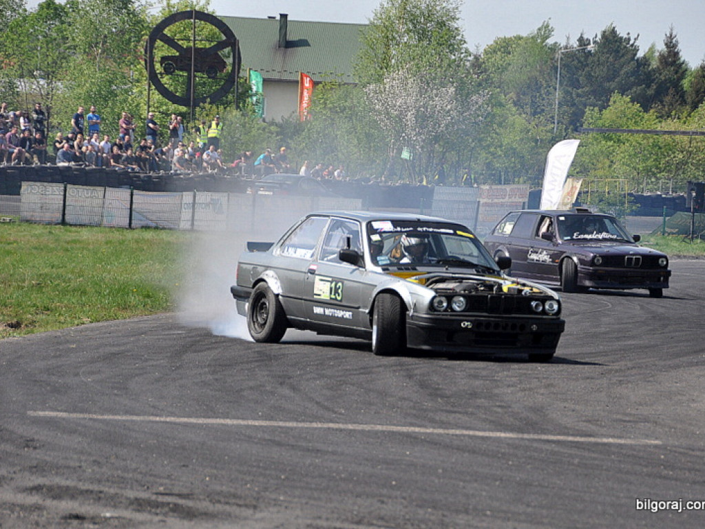 Driftingowe szaleństwo na biłgorajskim Autodromie (FOTO)