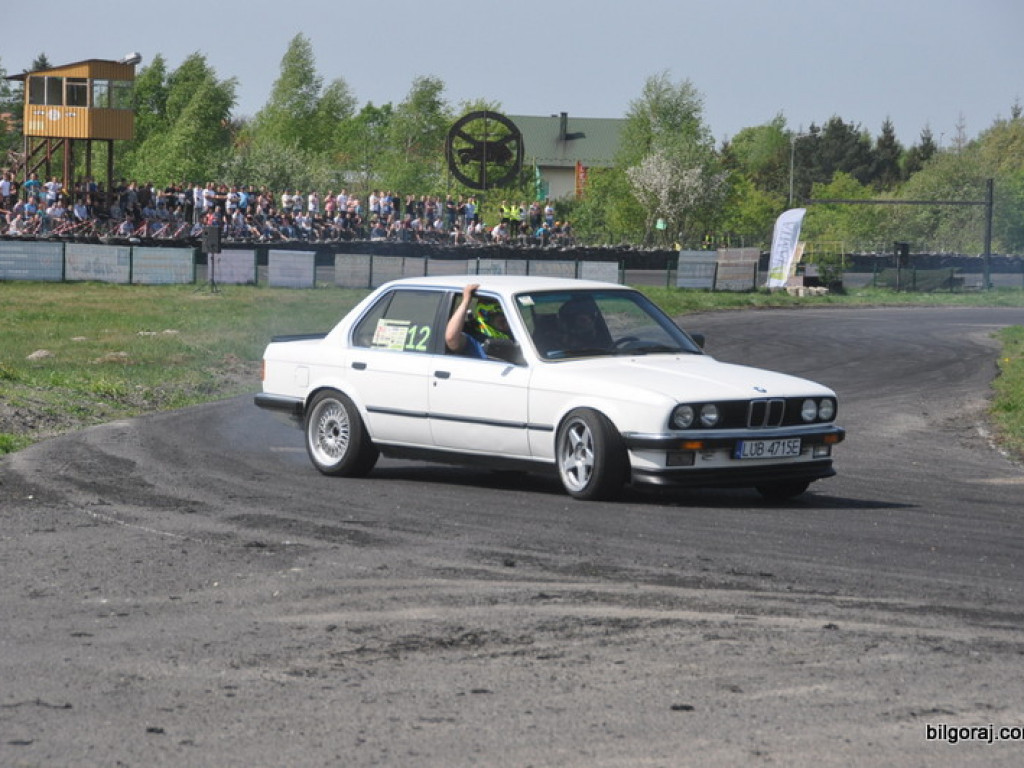 Driftingowe szaleństwo na biłgorajskim Autodromie (FOTO)