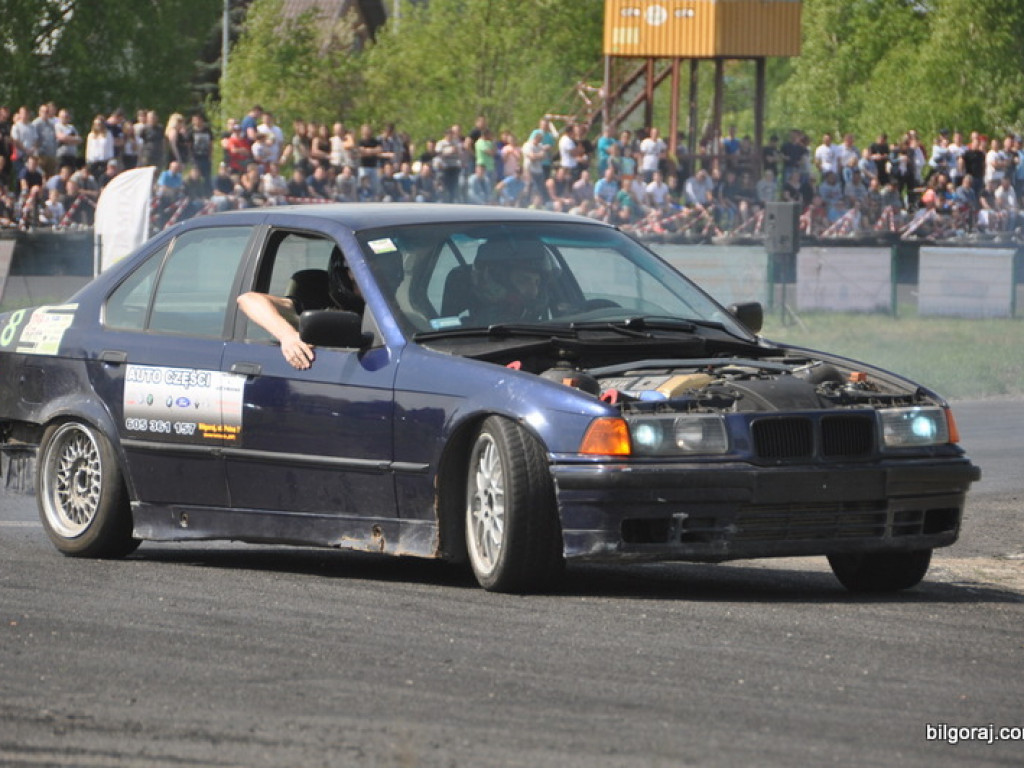 Driftingowe szaleństwo na biłgorajskim Autodromie (FOTO)