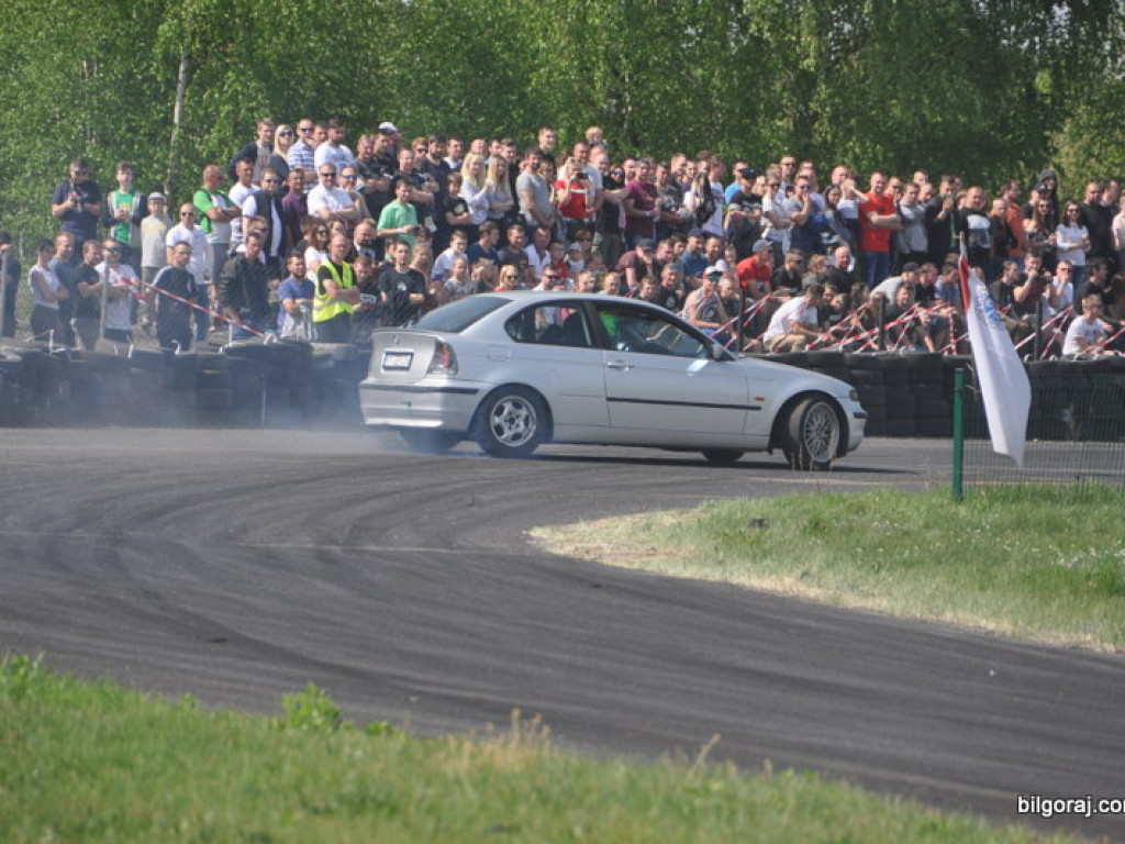 Driftingowe szaleństwo na biłgorajskim Autodromie (FOTO)