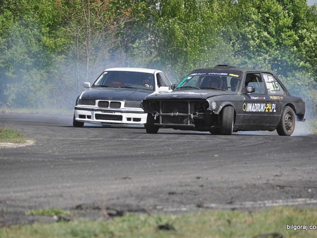 Driftingowe szaleństwo na biłgorajskim Autodromie (FOTO)