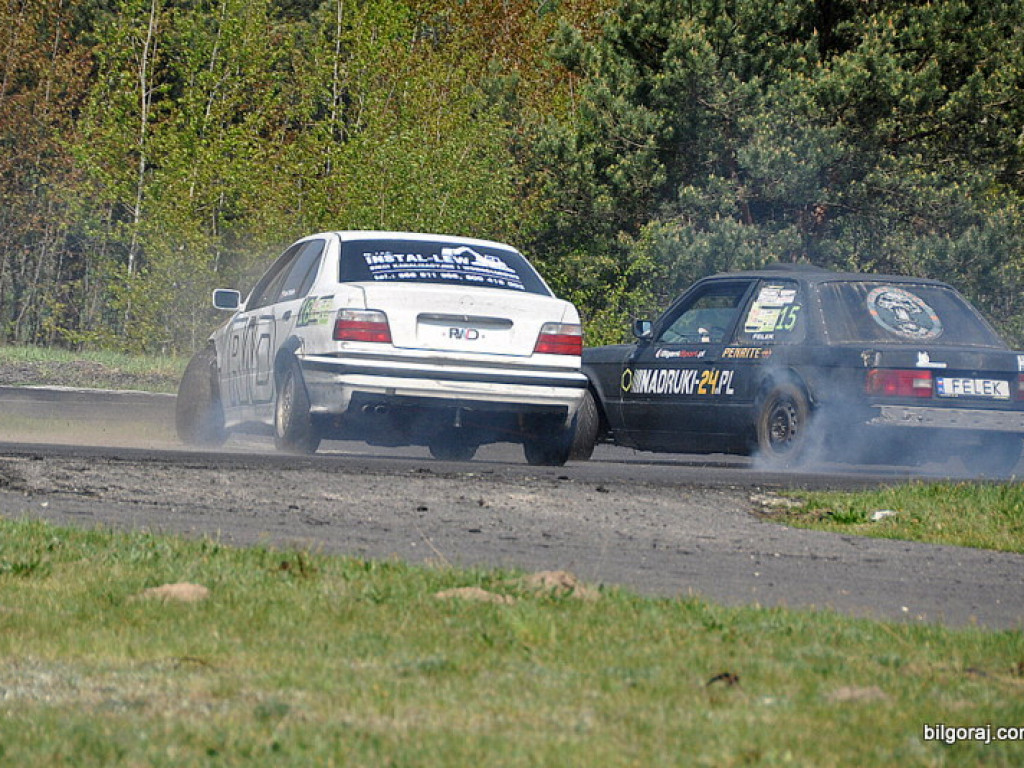 Driftingowe szaleństwo na biłgorajskim Autodromie (FOTO)