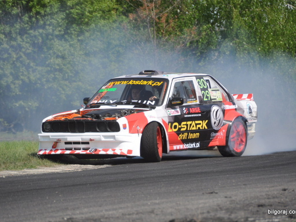 Driftingowe szaleństwo na biłgorajskim Autodromie (FOTO)