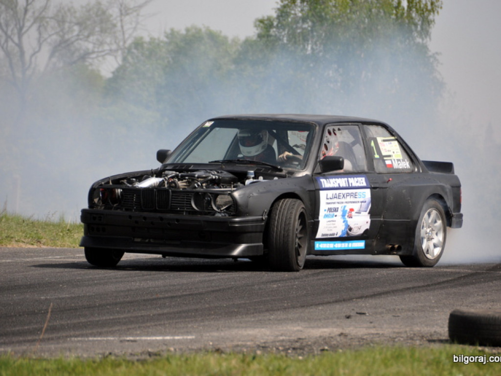Driftingowe szaleństwo na biłgorajskim Autodromie (FOTO)