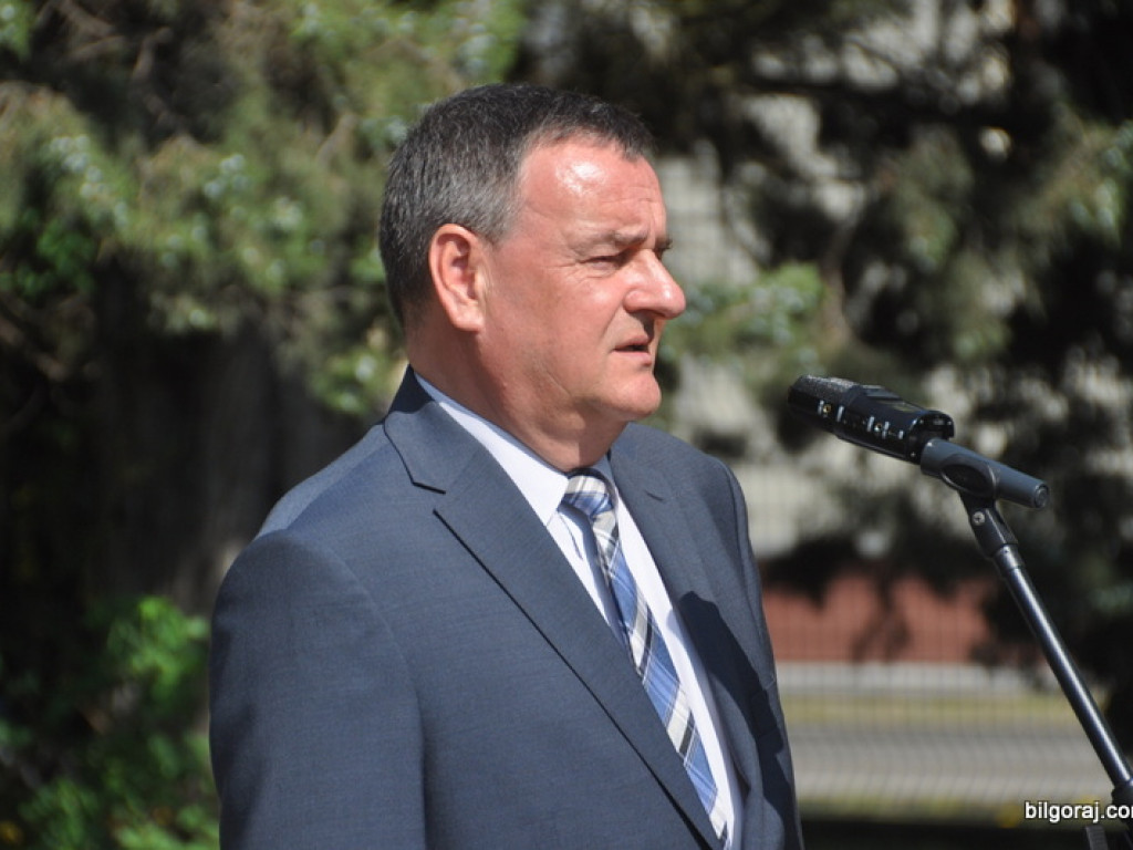 1 Maja Święto Pracy - biłgorajska lewica pod pomnikiem Józefa Dechnika (FOTO)