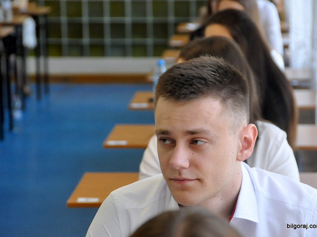 Ruszyły matury. Dziś język polski (FOTO)