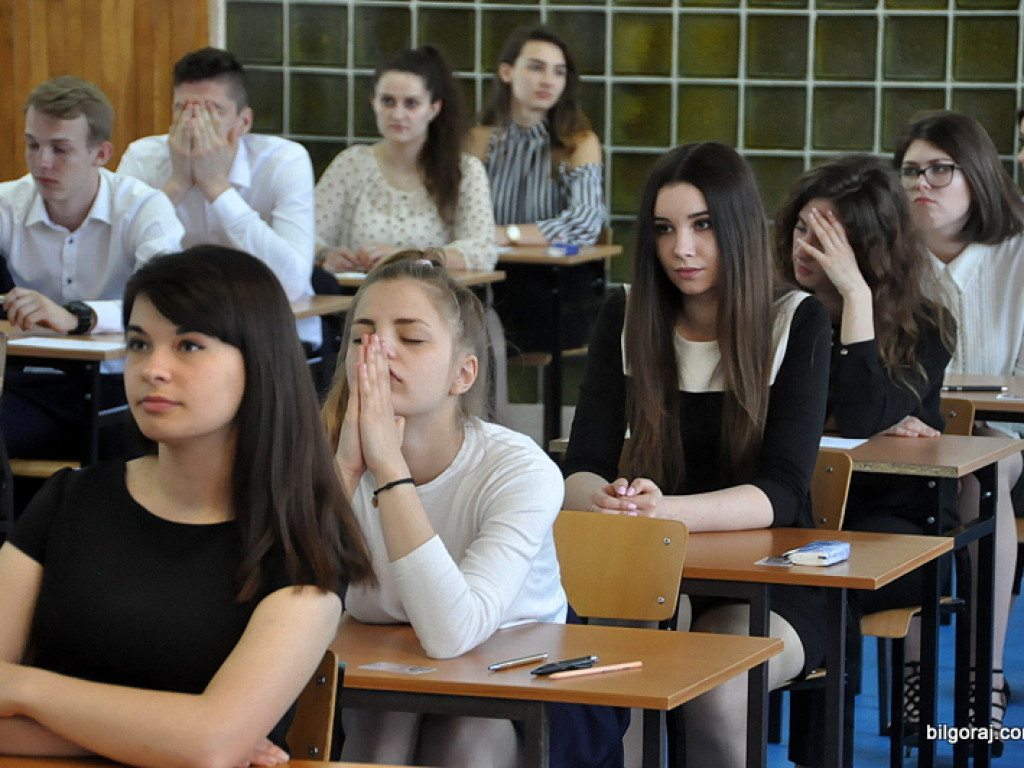 Ruszyły matury. Dziś język polski (FOTO)
