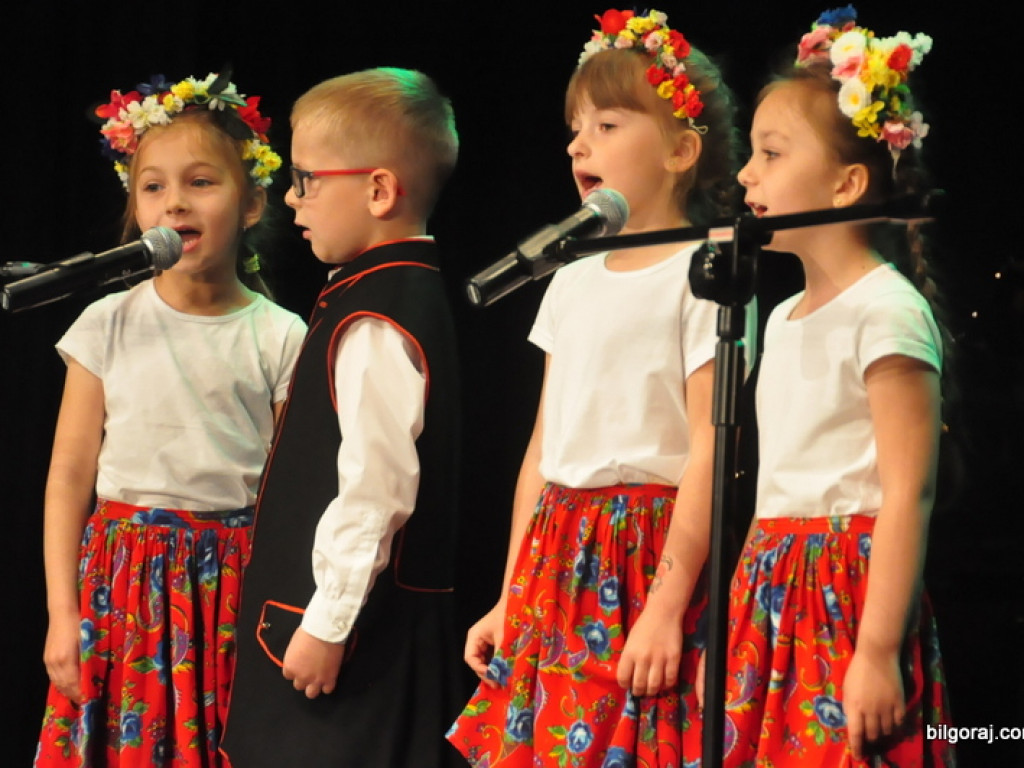Przedszkolaki na patriotyczną nutę (FOTO)