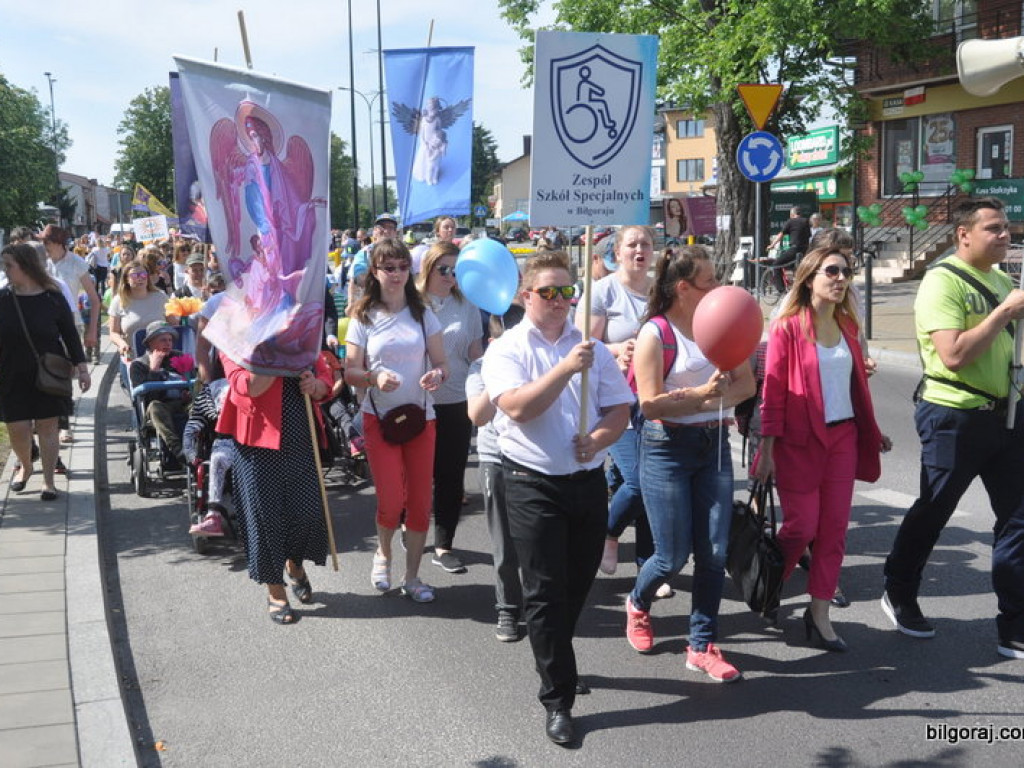 Czy naprawdę jesteśmy inni? (FOTO)