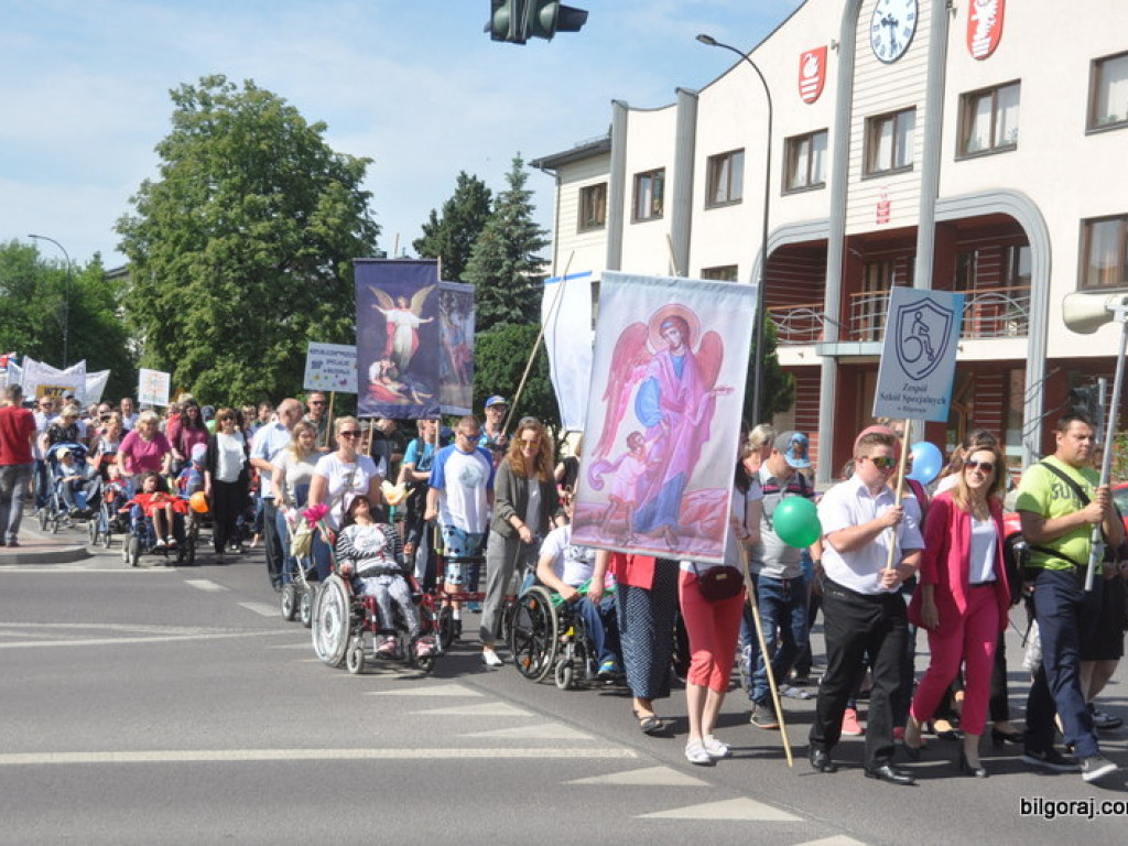 Czy naprawdę jesteśmy inni? (FOTO)