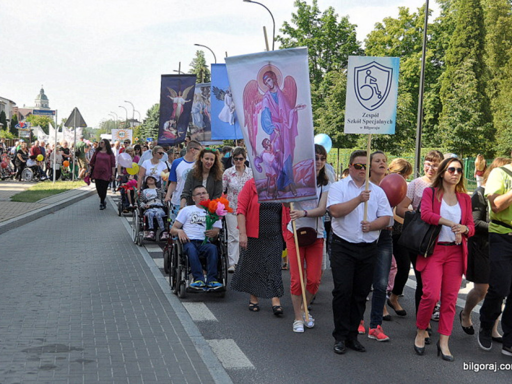Czy naprawdę jesteśmy inni? (FOTO)
