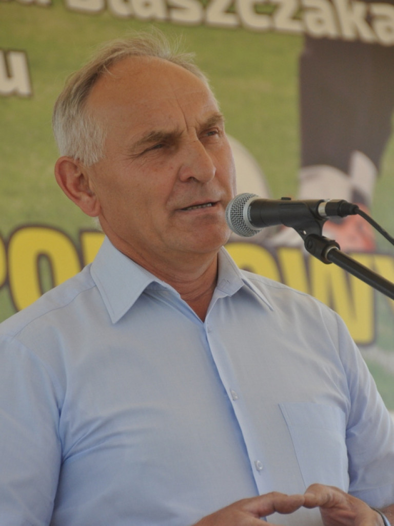 Nowe boiska, plac do ćwiczeń i siłownia zewnętrzna w Gminie Tarnogród i Łukowa. Uroczystego otwarcia dokonał wiceminister Stawiarski (FOTO)