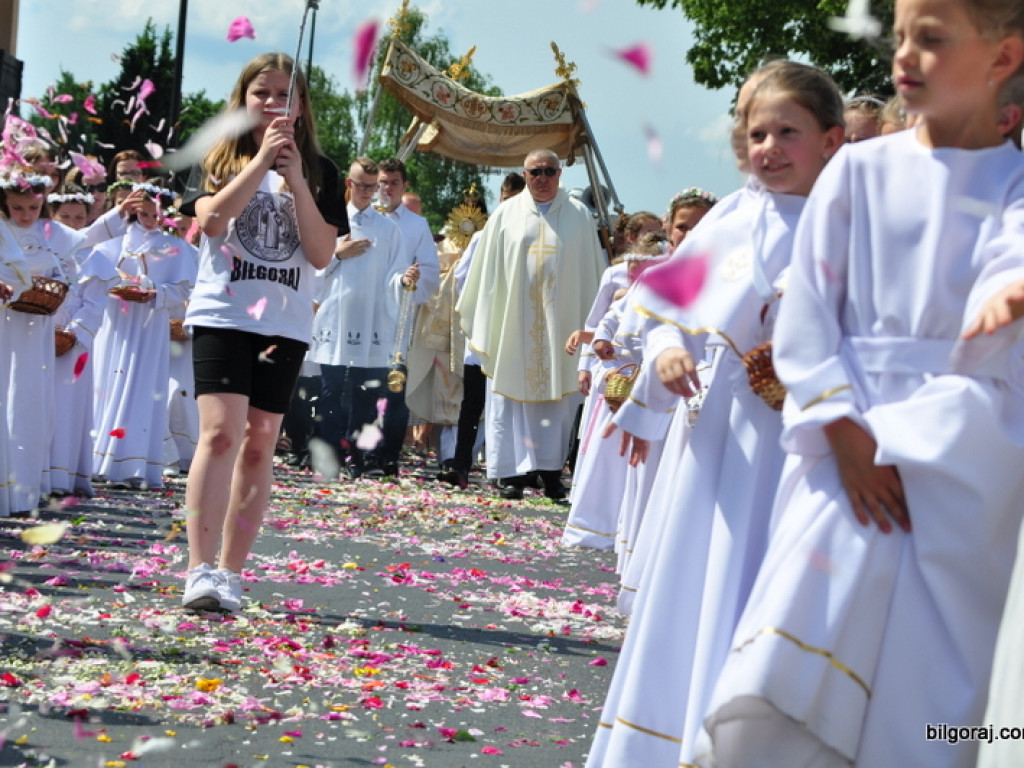 Boże Ciało - kumpane z Bogiem! (FOTO, VIDEO)