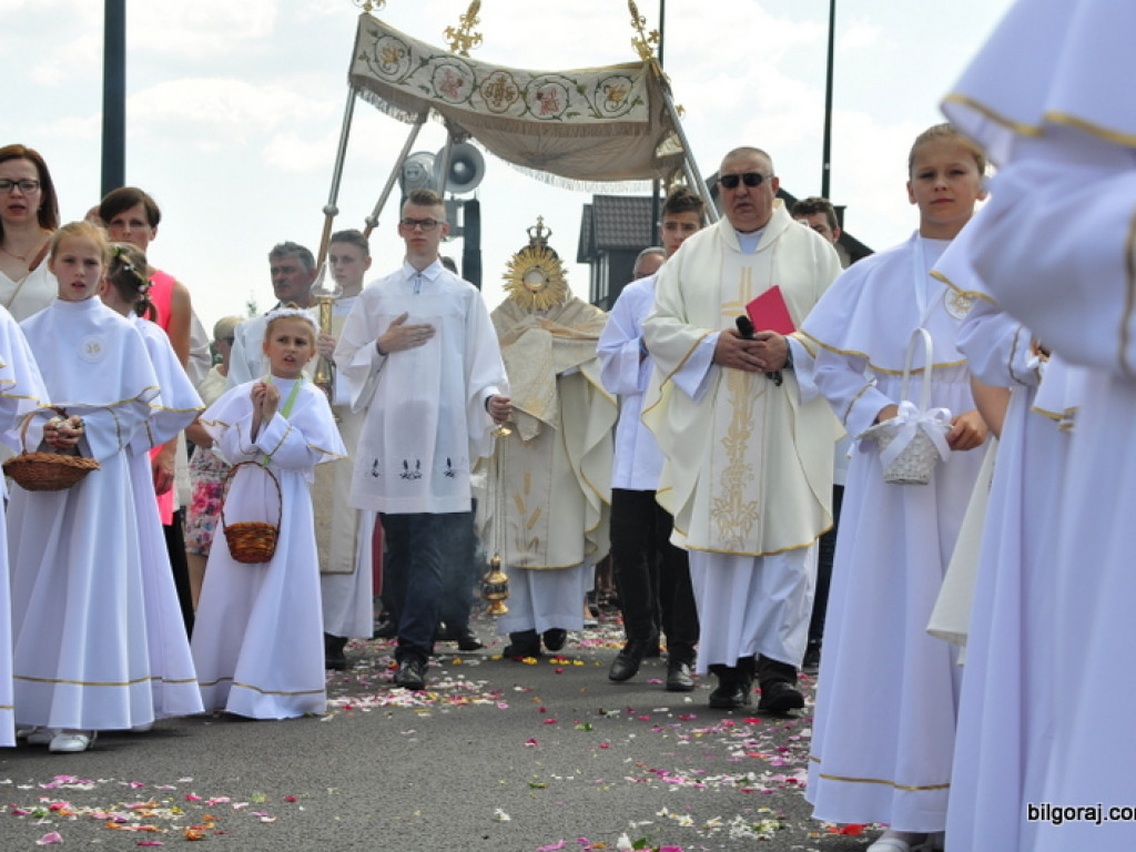 Boże Ciało - kumpane z Bogiem! (FOTO, VIDEO)