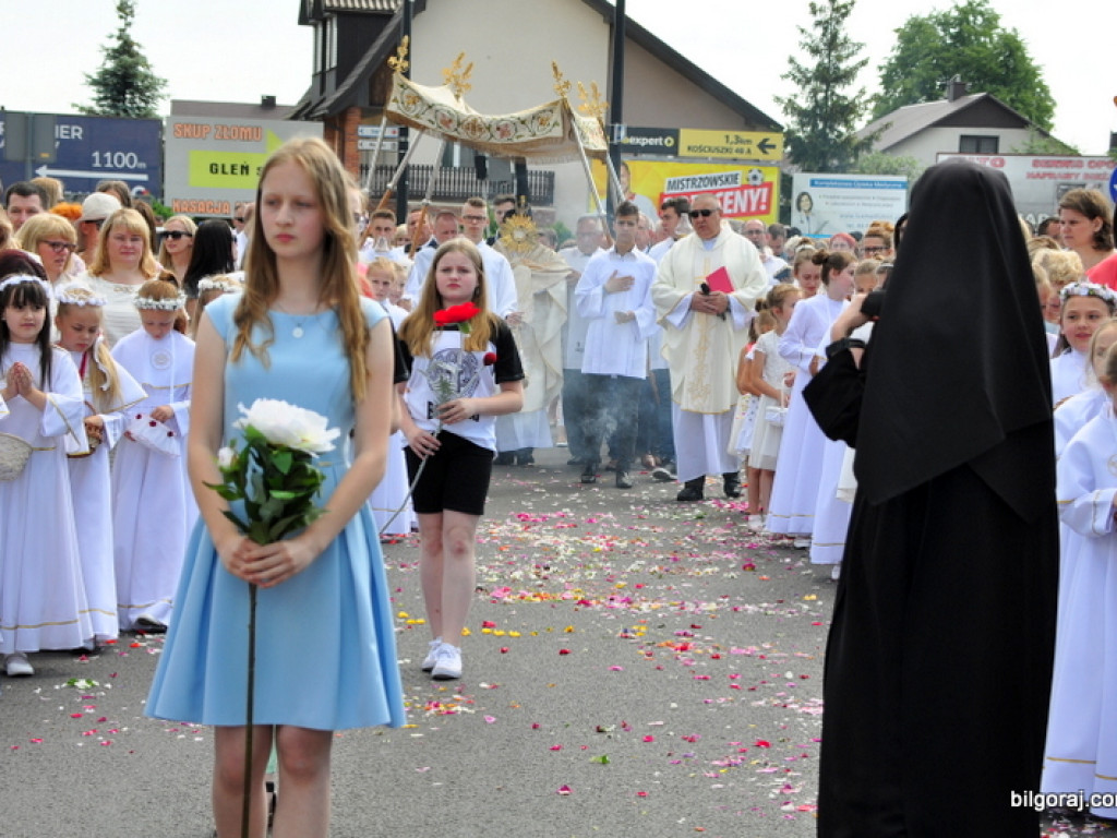 Boże Ciało - kumpane z Bogiem! (FOTO, VIDEO)