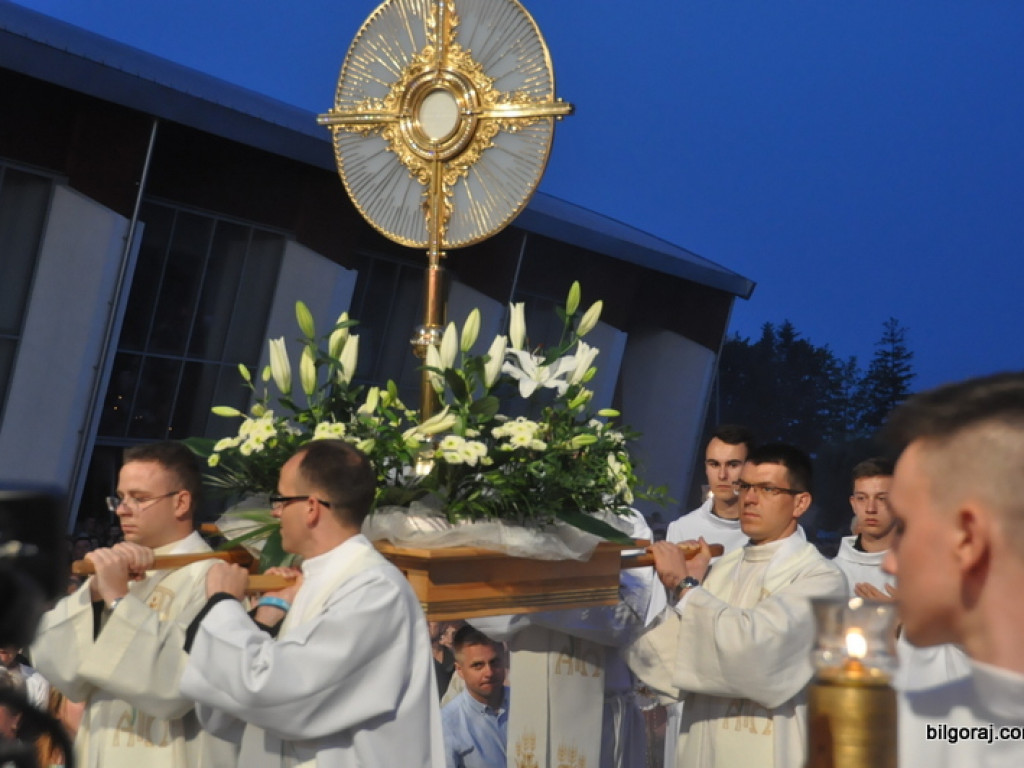 Wieczór uwielbienia (FOTO, VIDEO)