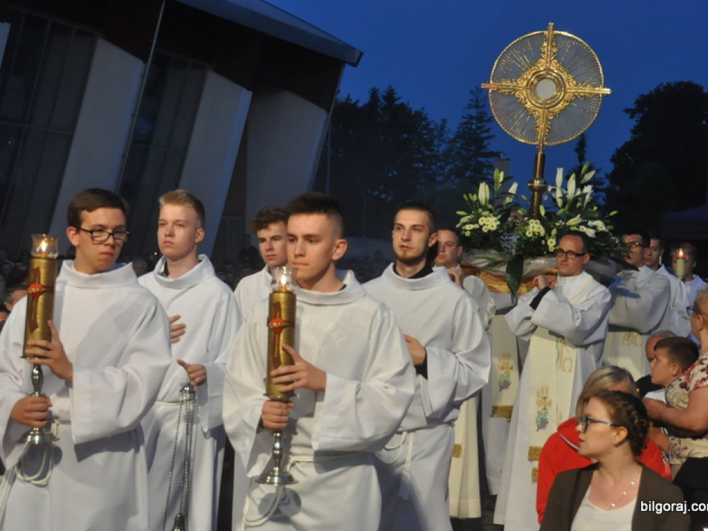 Wieczór uwielbienia (FOTO, VIDEO)