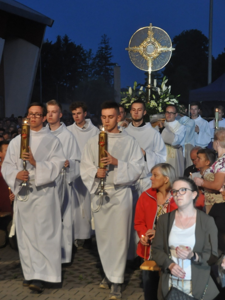 Wieczór uwielbienia (FOTO, VIDEO)
