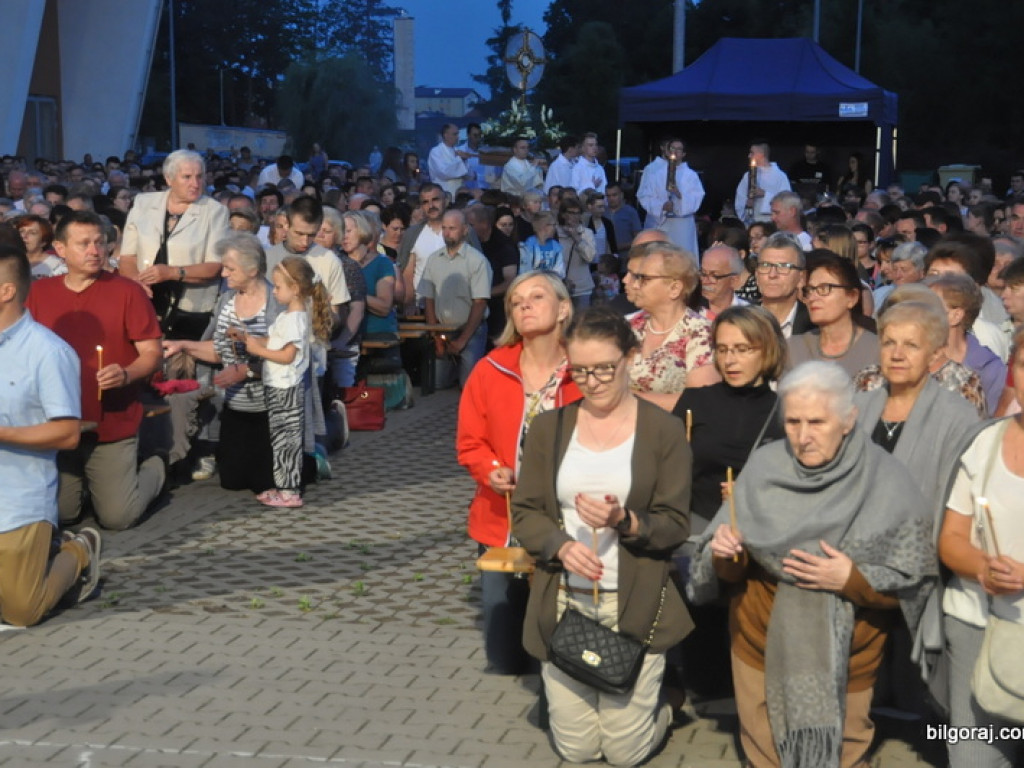 Wieczór uwielbienia (FOTO, VIDEO)