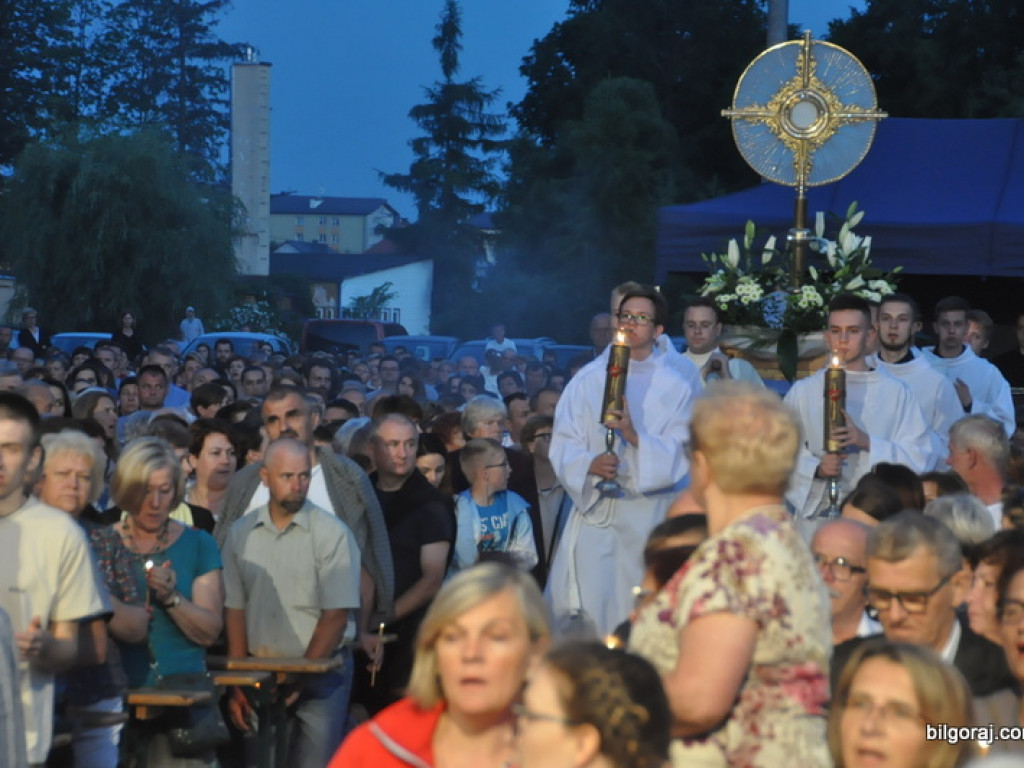 Wieczór uwielbienia (FOTO, VIDEO)