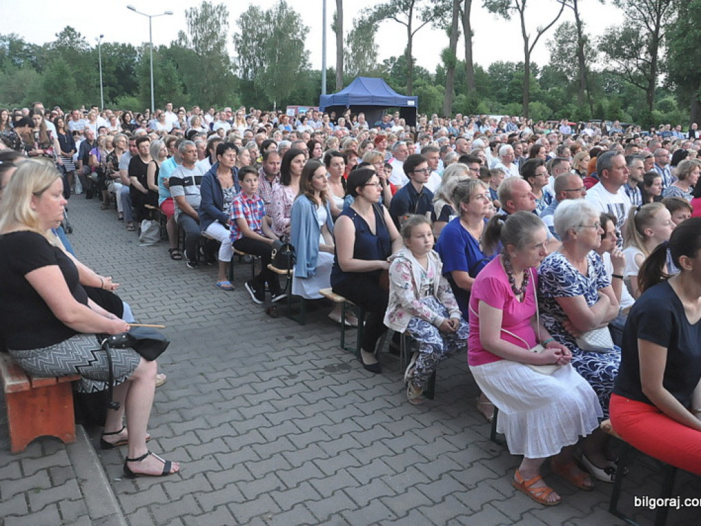 Wieczór uwielbienia (FOTO, VIDEO)