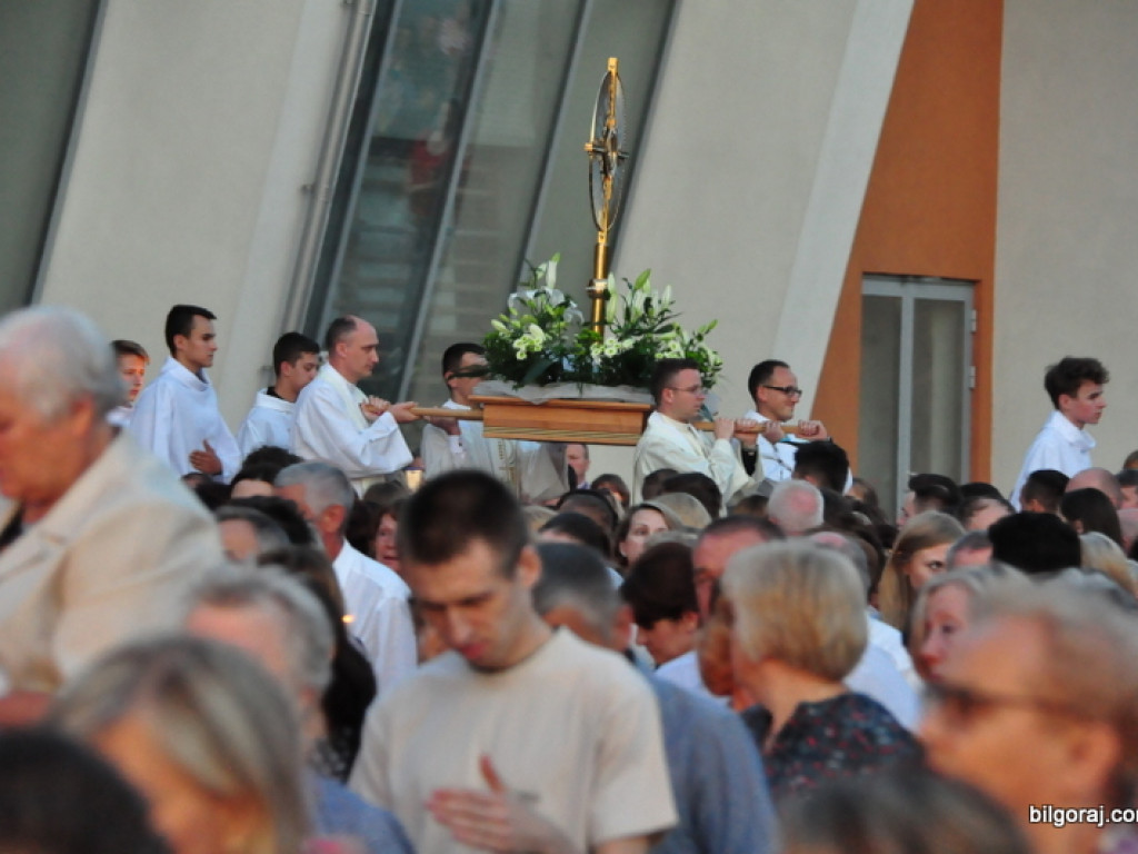 Wieczór uwielbienia (FOTO, VIDEO)