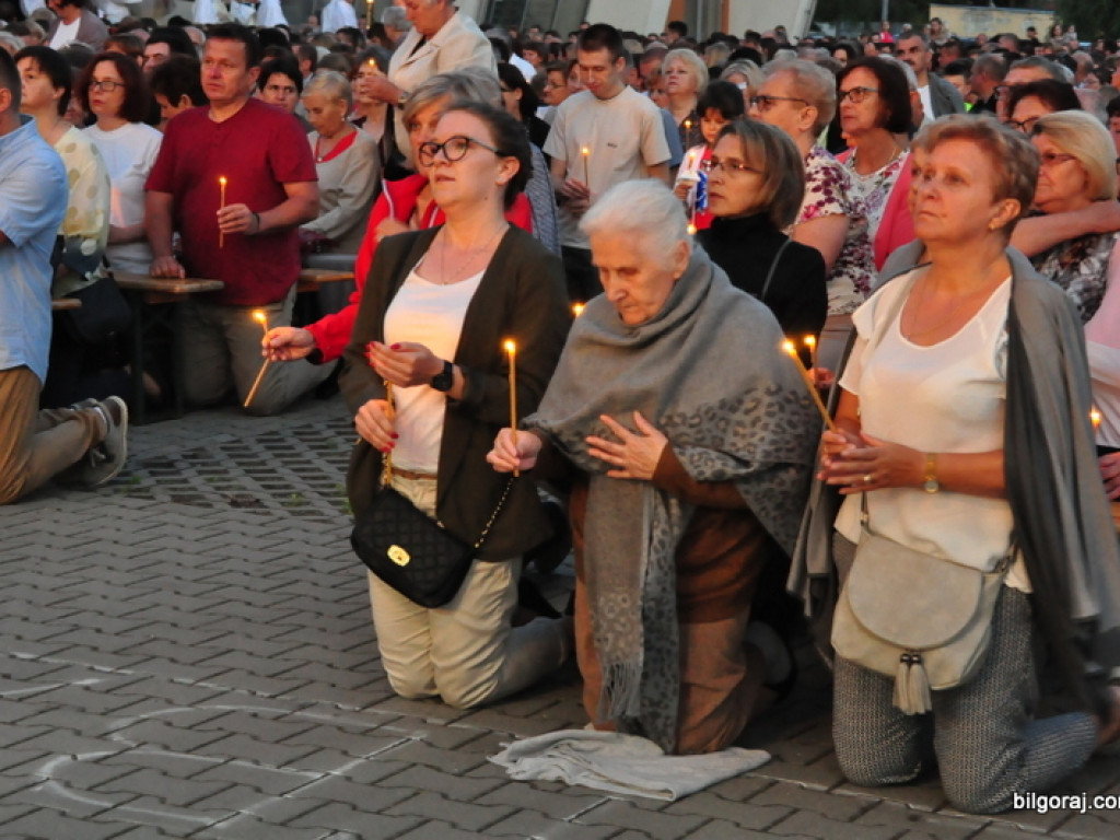 Wieczór uwielbienia (FOTO, VIDEO)