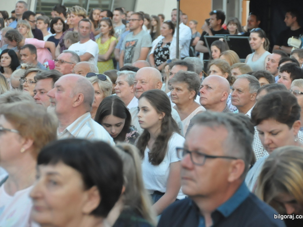 Wieczór uwielbienia (FOTO, VIDEO)