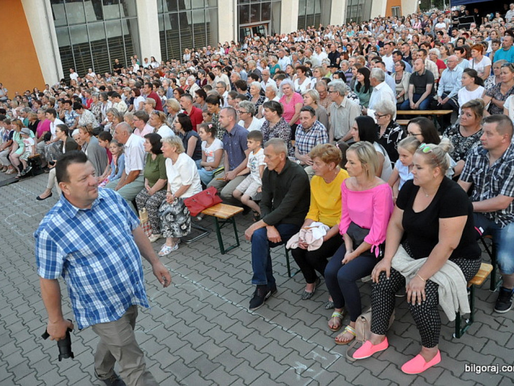 Wieczór uwielbienia (FOTO, VIDEO)