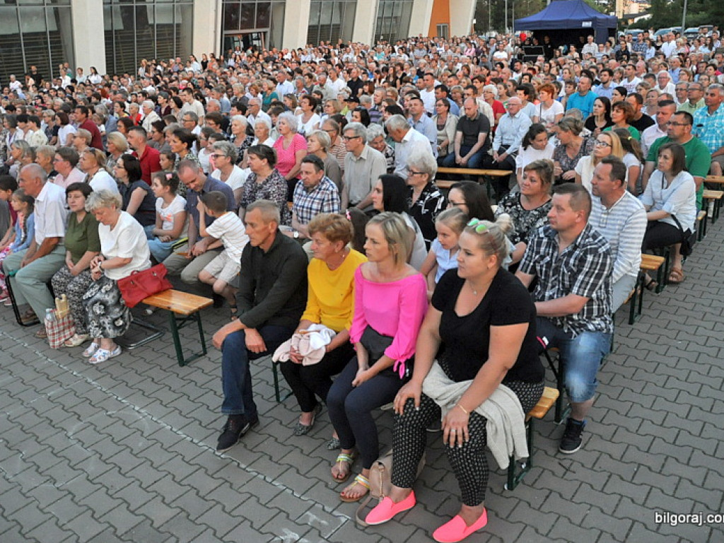 Wieczór uwielbienia (FOTO, VIDEO)
