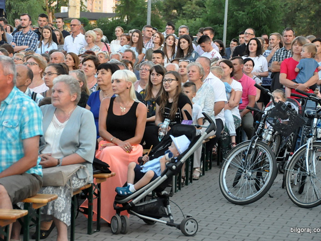 Wieczór uwielbienia (FOTO, VIDEO)