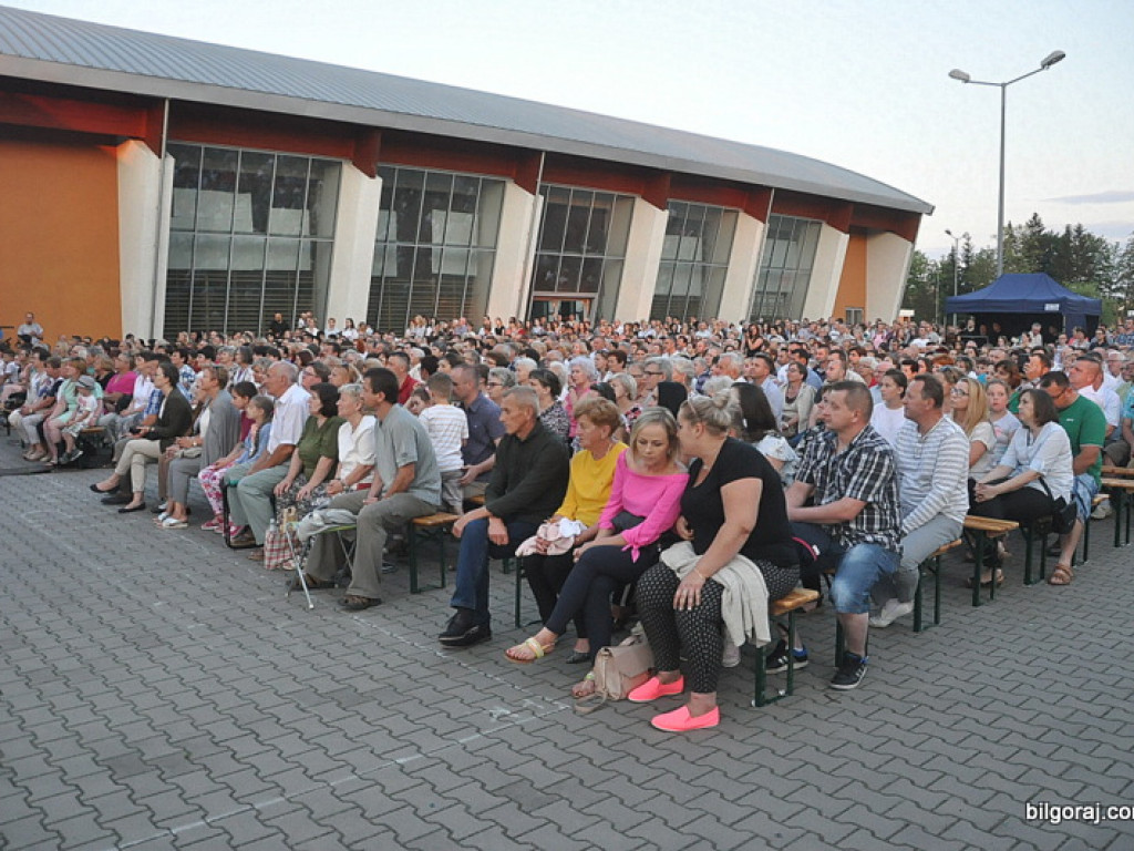 Wieczór uwielbienia (FOTO, VIDEO)