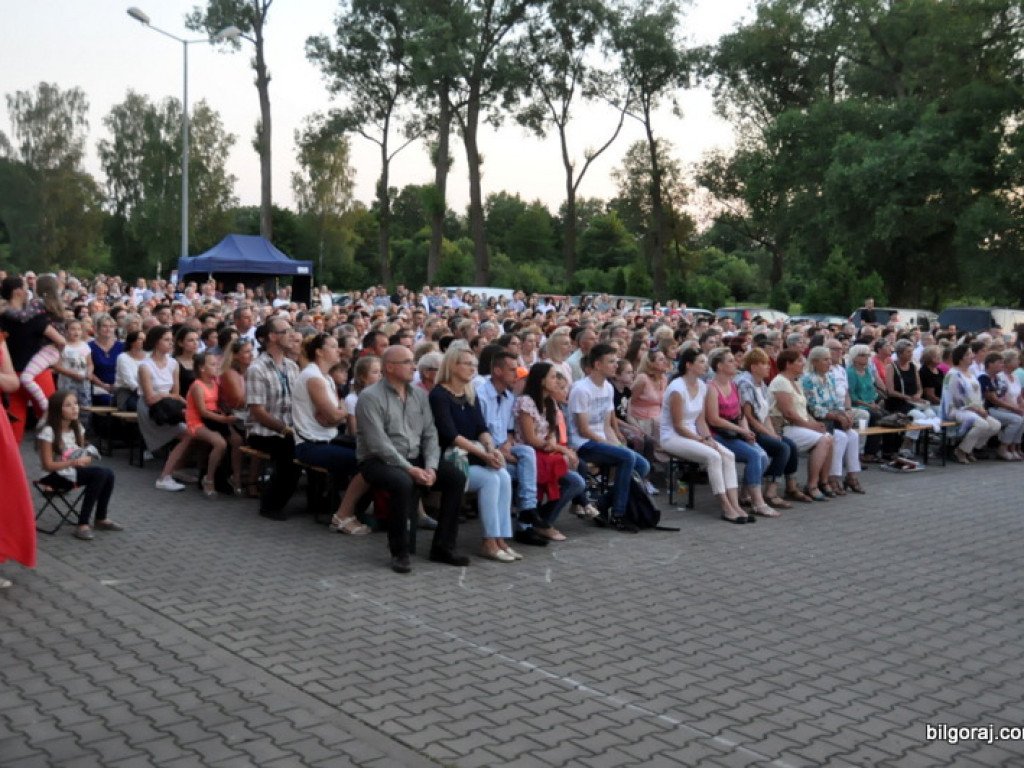 Wieczór uwielbienia (FOTO, VIDEO)