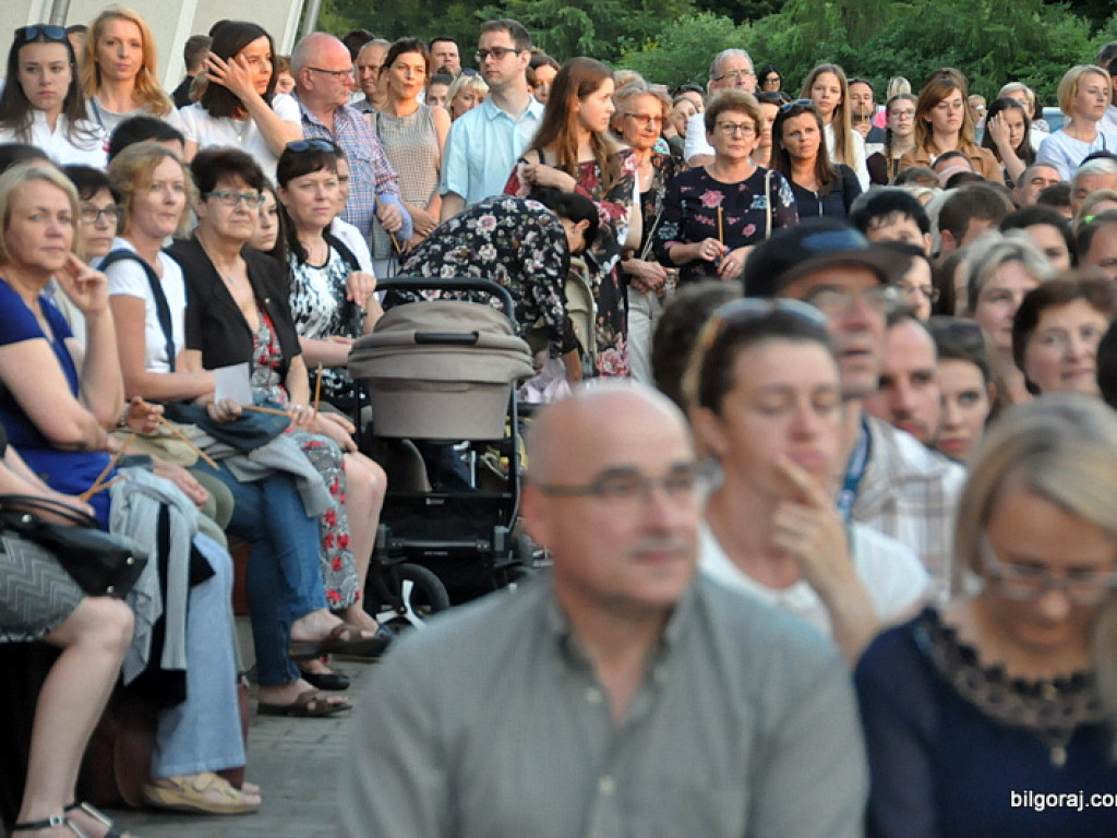 Wieczór uwielbienia (FOTO, VIDEO)