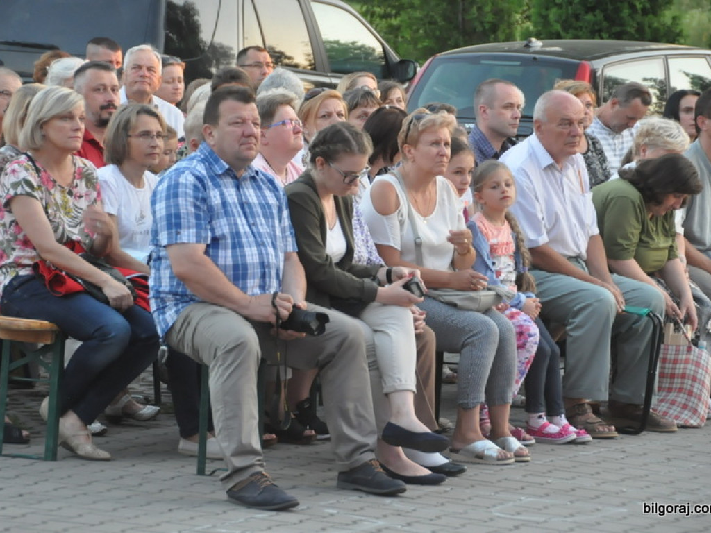 Wieczór uwielbienia (FOTO, VIDEO)