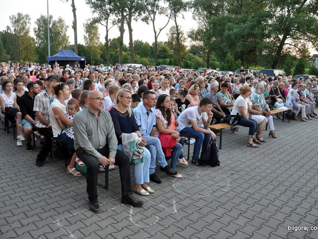 Wieczór uwielbienia (FOTO, VIDEO)